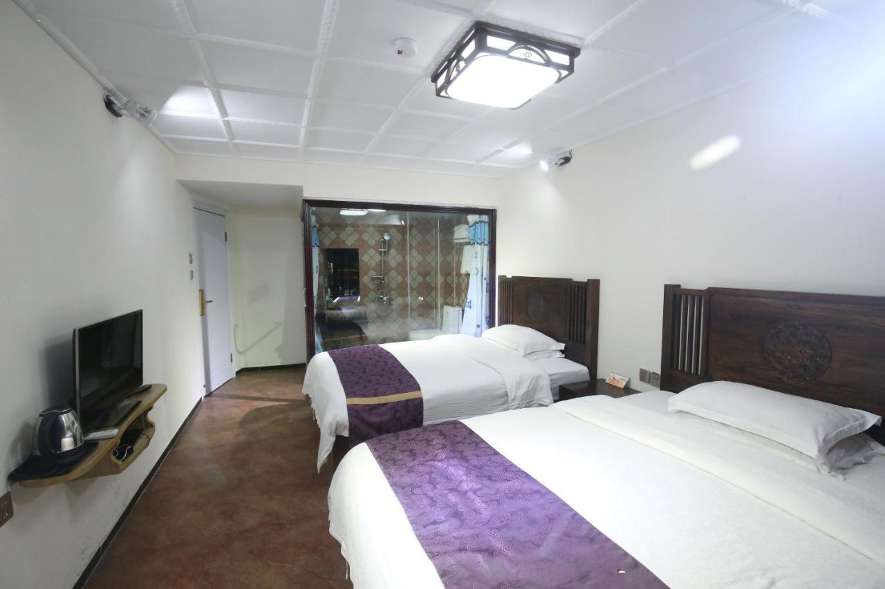 Lqj Riverside Guest House Fenghuang Buitenkant foto