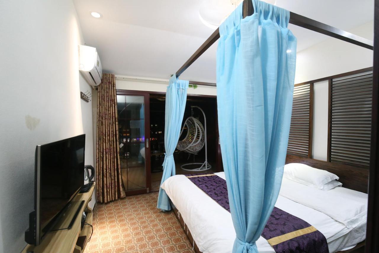 Lqj Riverside Guest House Fenghuang Buitenkant foto
