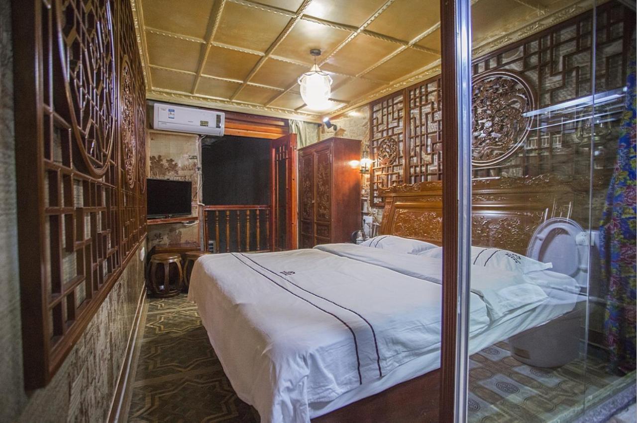 Lqj Riverside Guest House Fenghuang Buitenkant foto