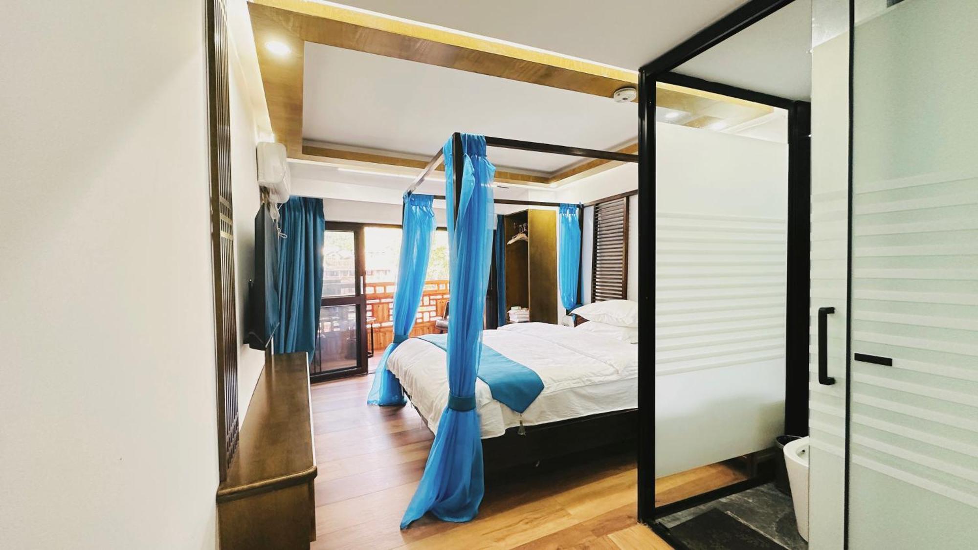 Lqj Riverside Guest House Fenghuang Buitenkant foto