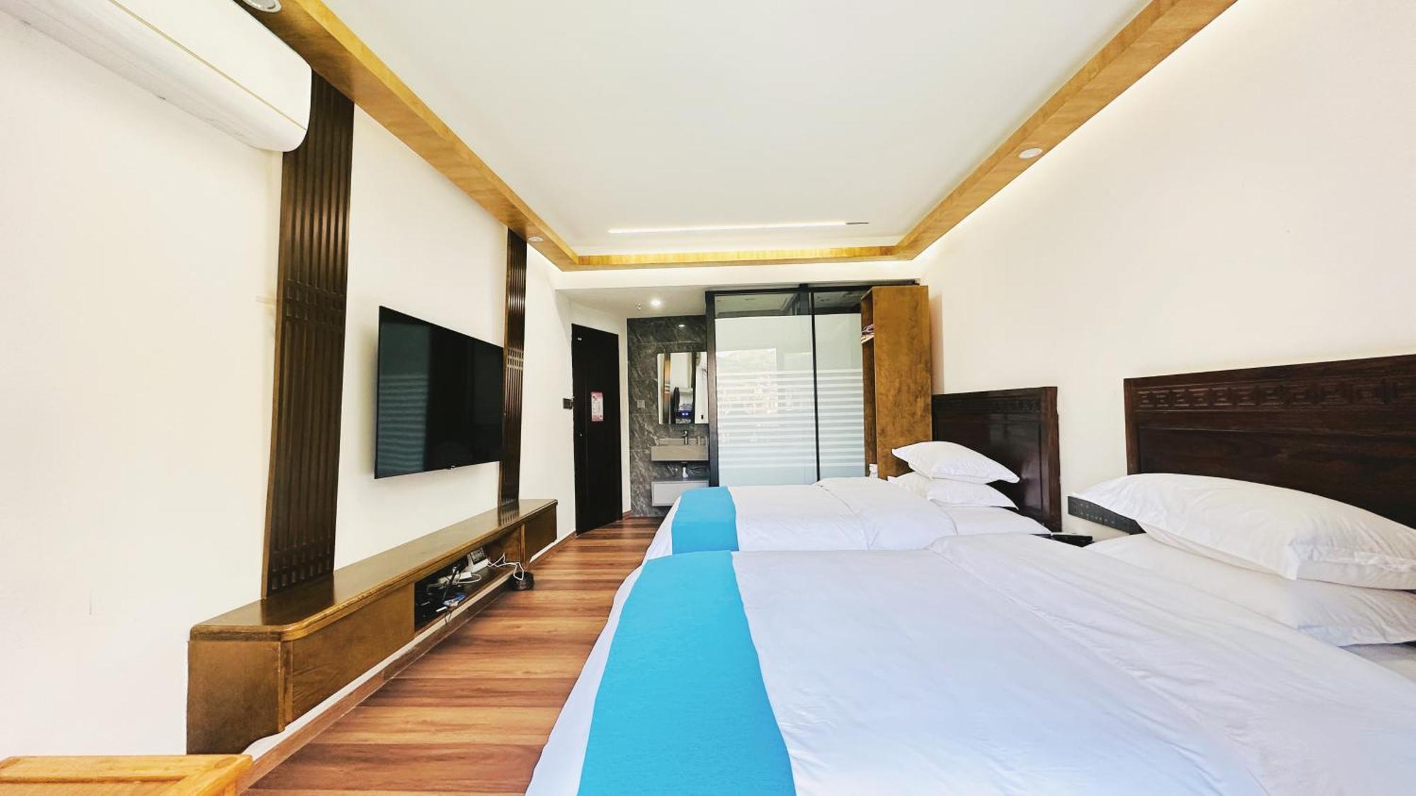 Lqj Riverside Guest House Fenghuang Buitenkant foto